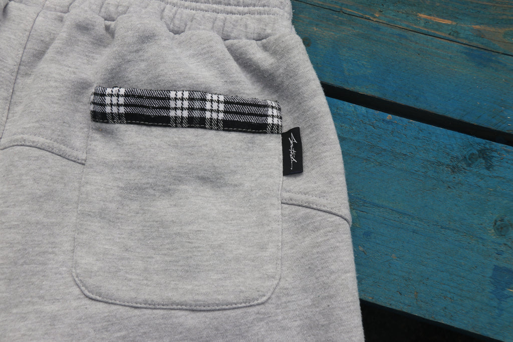 Applaid Shorts